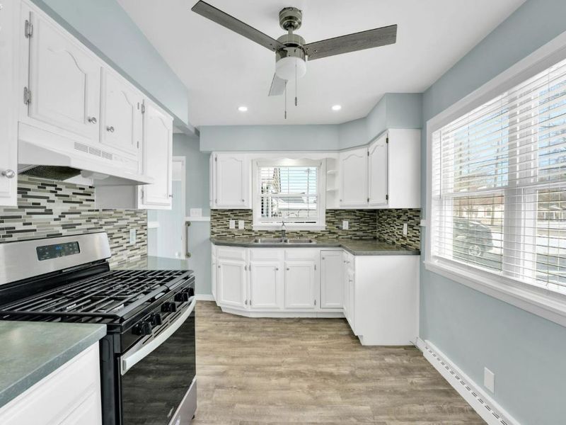 106 N Lake Street, South Amherst, OH 44001 Photo 9