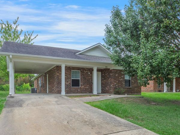 905 West End Drive, New Iberia, LA 70560