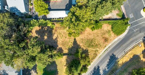 Riverside Blvd, Sacramento, CA 95822 Photo