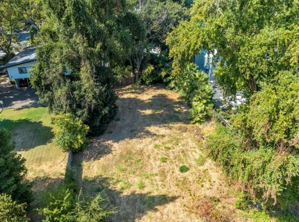 Riverside Blvd, Sacramento, CA 95822 Photo