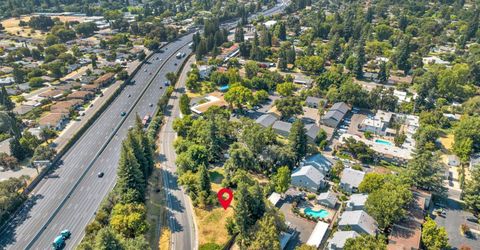 Riverside Blvd, Sacramento, CA 95822 Photo