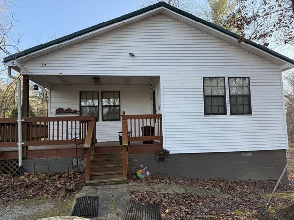 57 Palmetto Ave , Sewanee, TN 37375