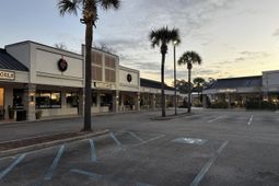 280 W Coleman Boulevard photo 4