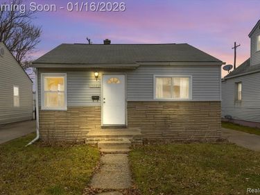 13983 Hobart Avenue, Warren, MI 48089