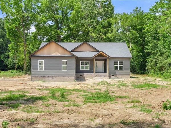 Corvette Lane, Walkertown, NC 27051