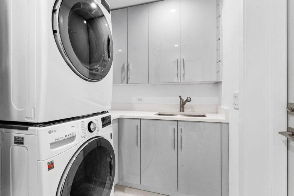 902 SW 27th Place, Boynton Beach, FL 33435 Photo