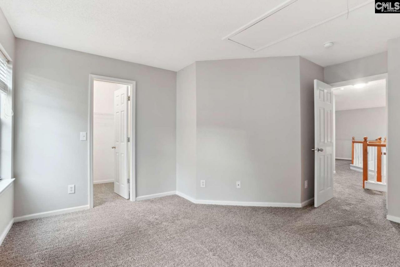 73 Upper Loop Way Photo 12