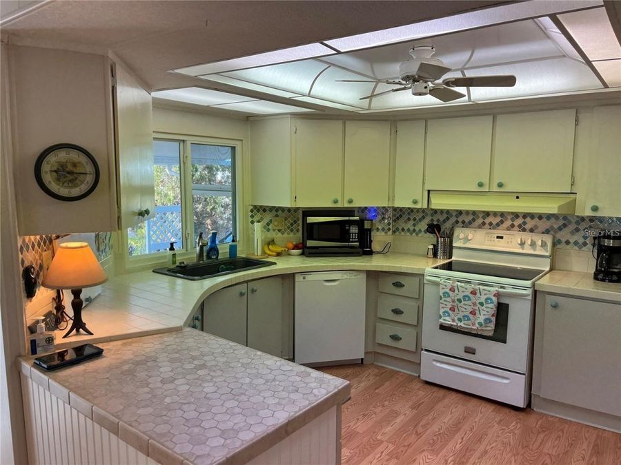 Property Image 16