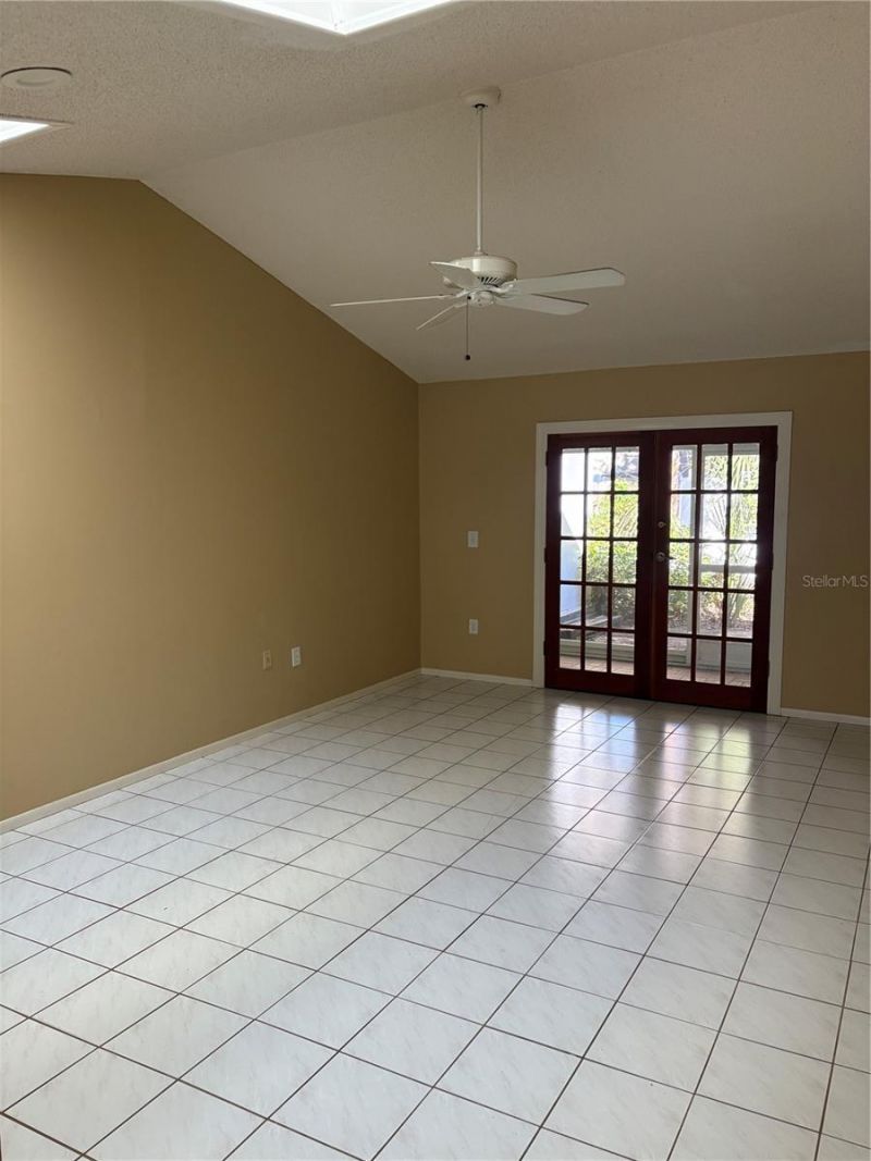 317 Plymouth Street, Safety Harbor, FL 34695 Photo