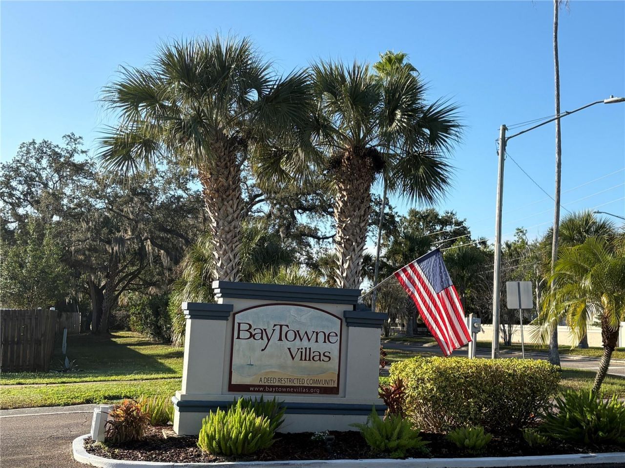 317 Plymouth Street, Safety Harbor, FL 34695 Photo