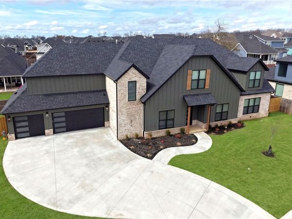 6416 S 59th Street, Rogers, AR 72758