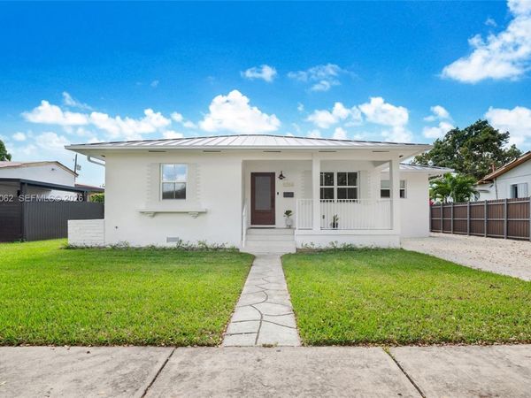 6356 SW 14th St, West Miami, FL 33144