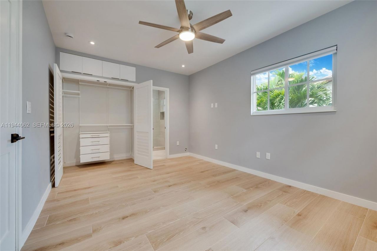 6356 SW 14th St, West Miami, FL 33144 Photo