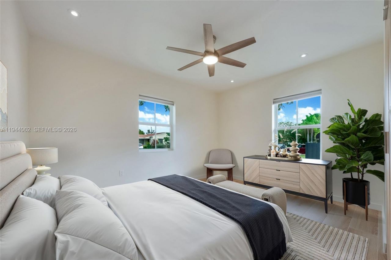 6356 SW 14th St, West Miami, FL 33144 Photo