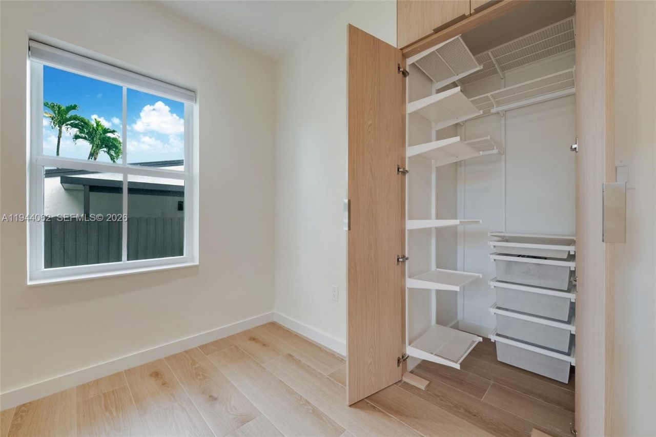 6356 SW 14th St, West Miami, FL 33144 Photo