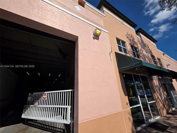 8555 NW 29th St , Doral, FL 33122