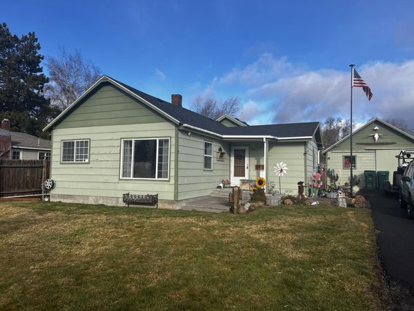 5511 Miller Avenue, Klamath Falls, OR 97603