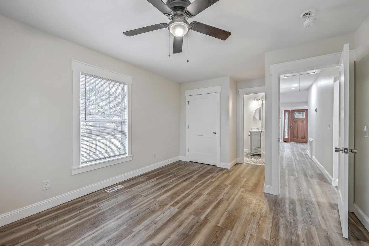 825 1st Street Photo 15