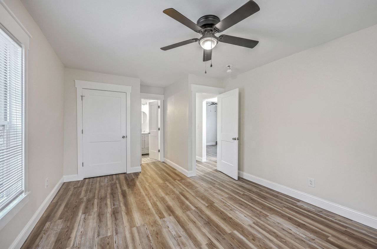 825 1st Street Photo 16