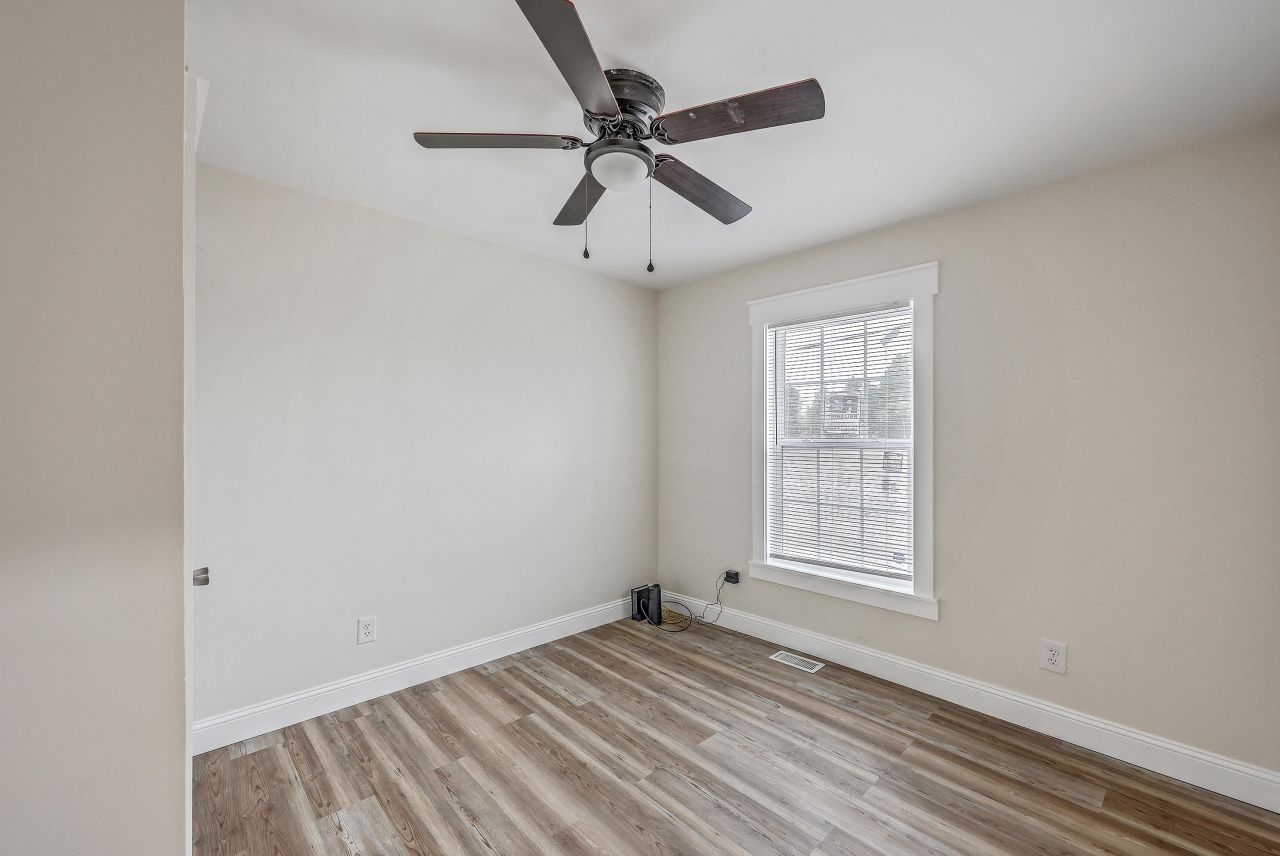 825 1st Street Photo 19