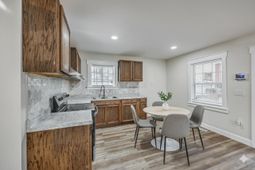 825 1st Street photo 4