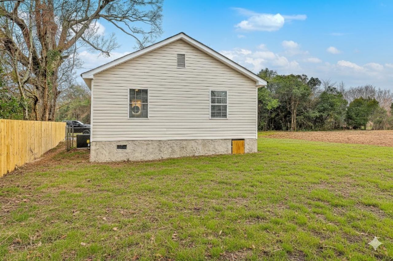 825 1st Street Photo 24