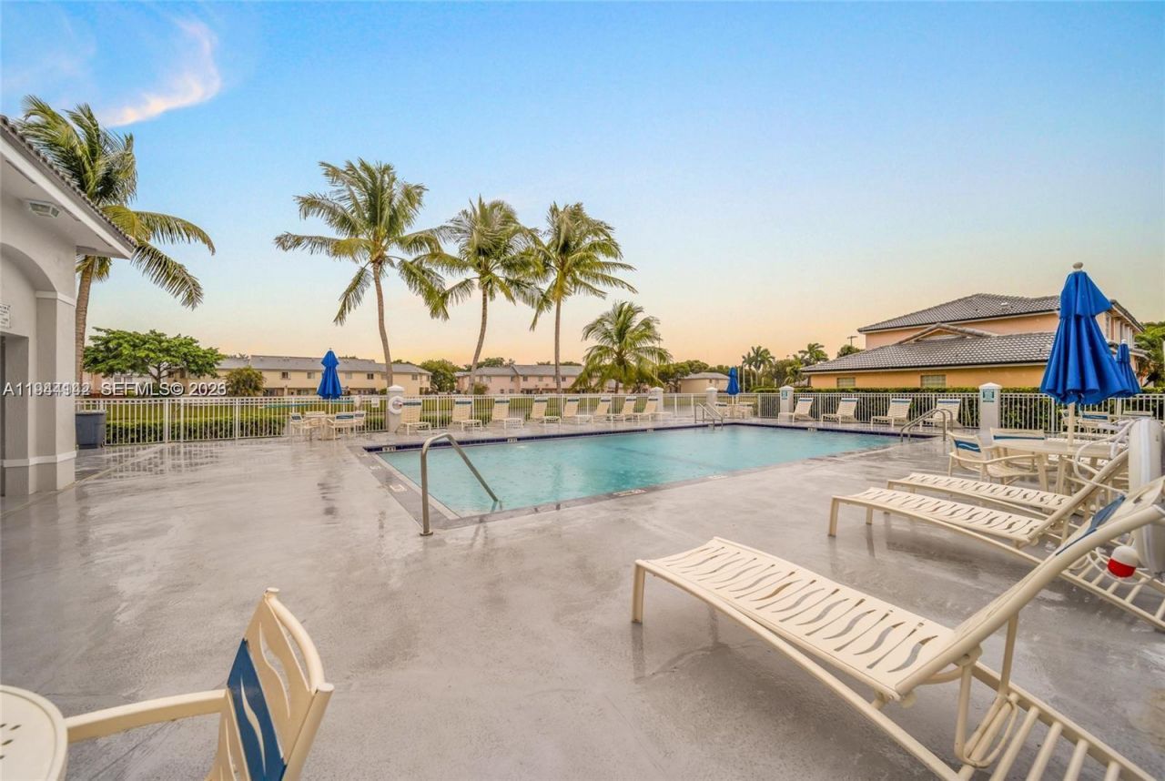 14260 SW 121st Pl, Unit 11, Miami, FL 33186 Photo