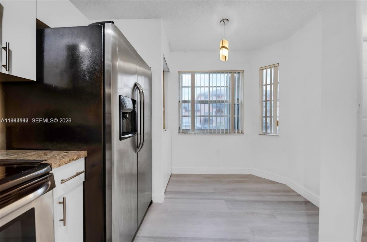 14260 SW 121st Pl, Unit 11, Miami, FL 33186 Photo