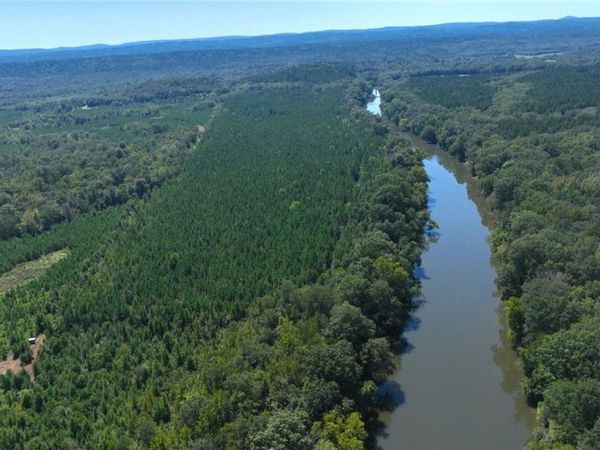 AR Hwy 28 , AR 72827