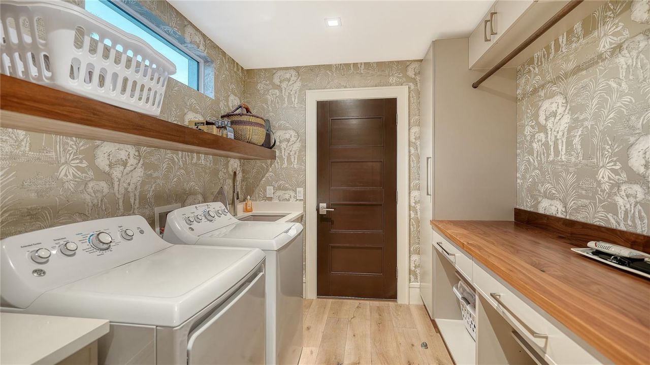 3598 Fair Oaks Lane, Longboat Key, FL 34228 Photo