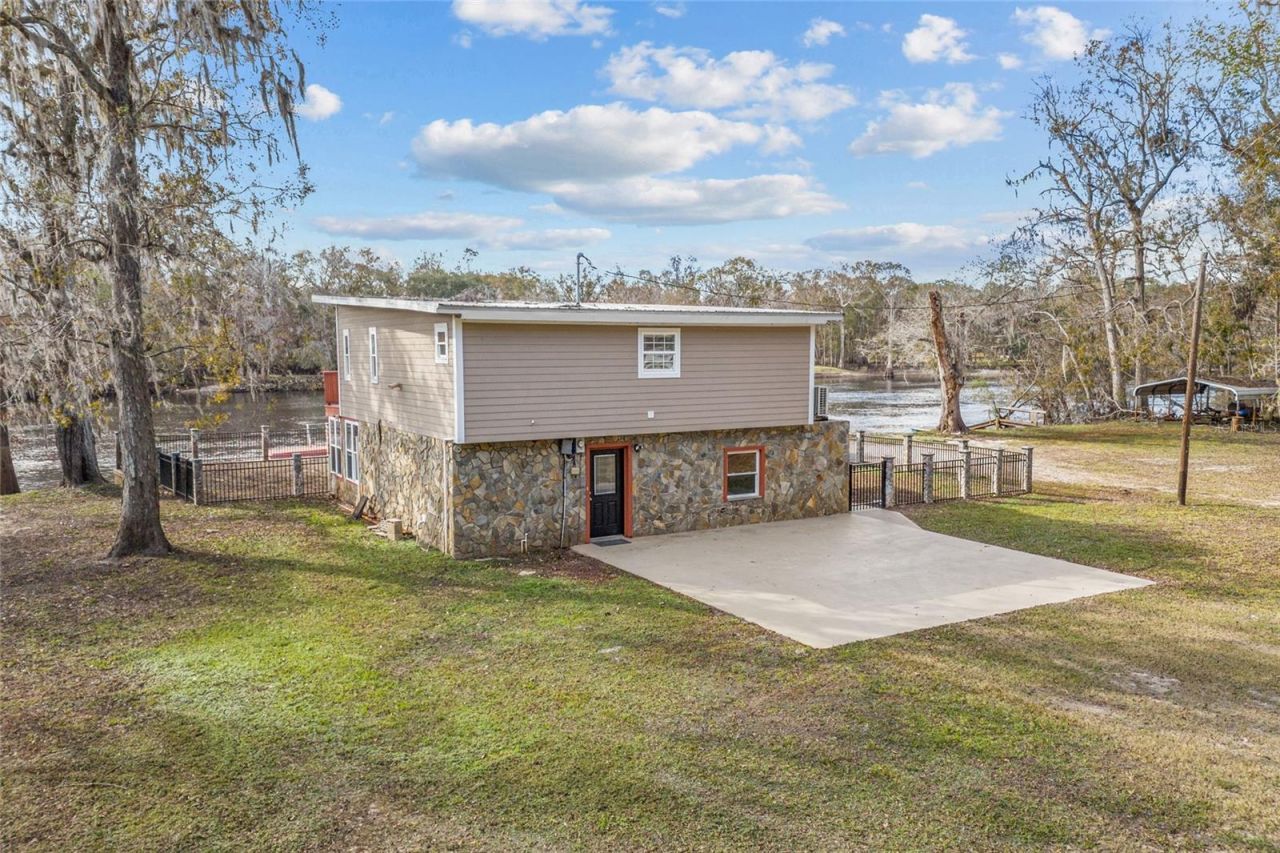 3130 SW 86th Way, Bell, FL 32619 Photo