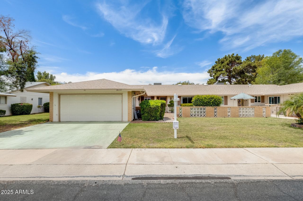 10137 W Forrester Drive, Sun City, AZ 85351 Main Photo