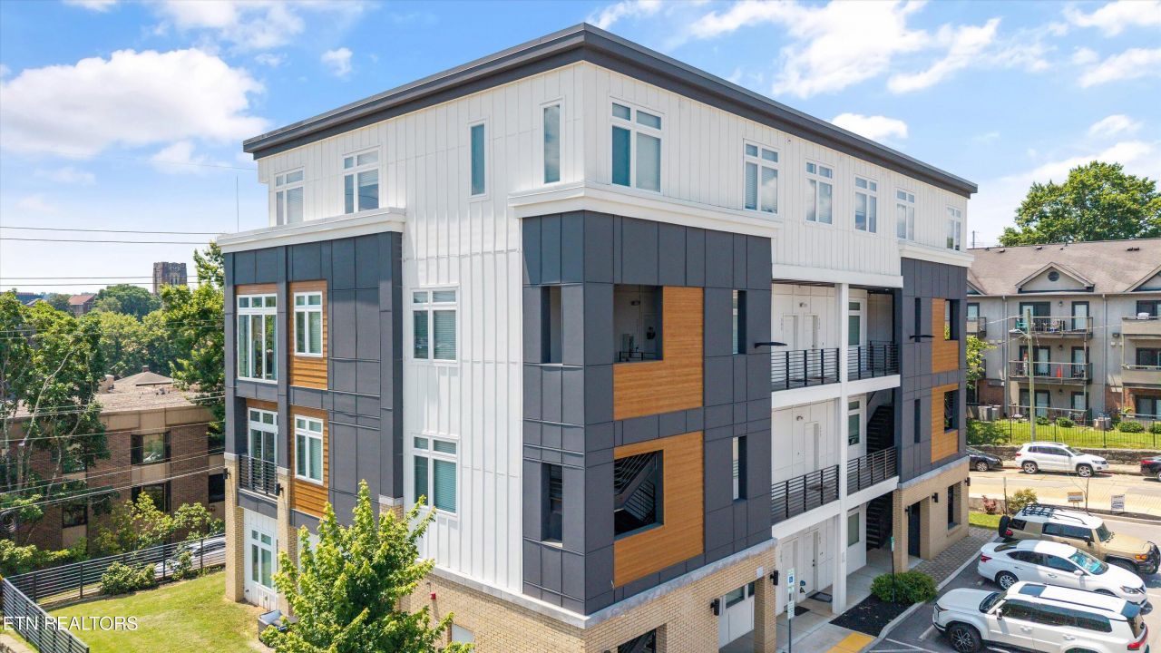 1117 Laurel Avenue Unit 201 Ave, Knoxville, TN 37916 Main Photo