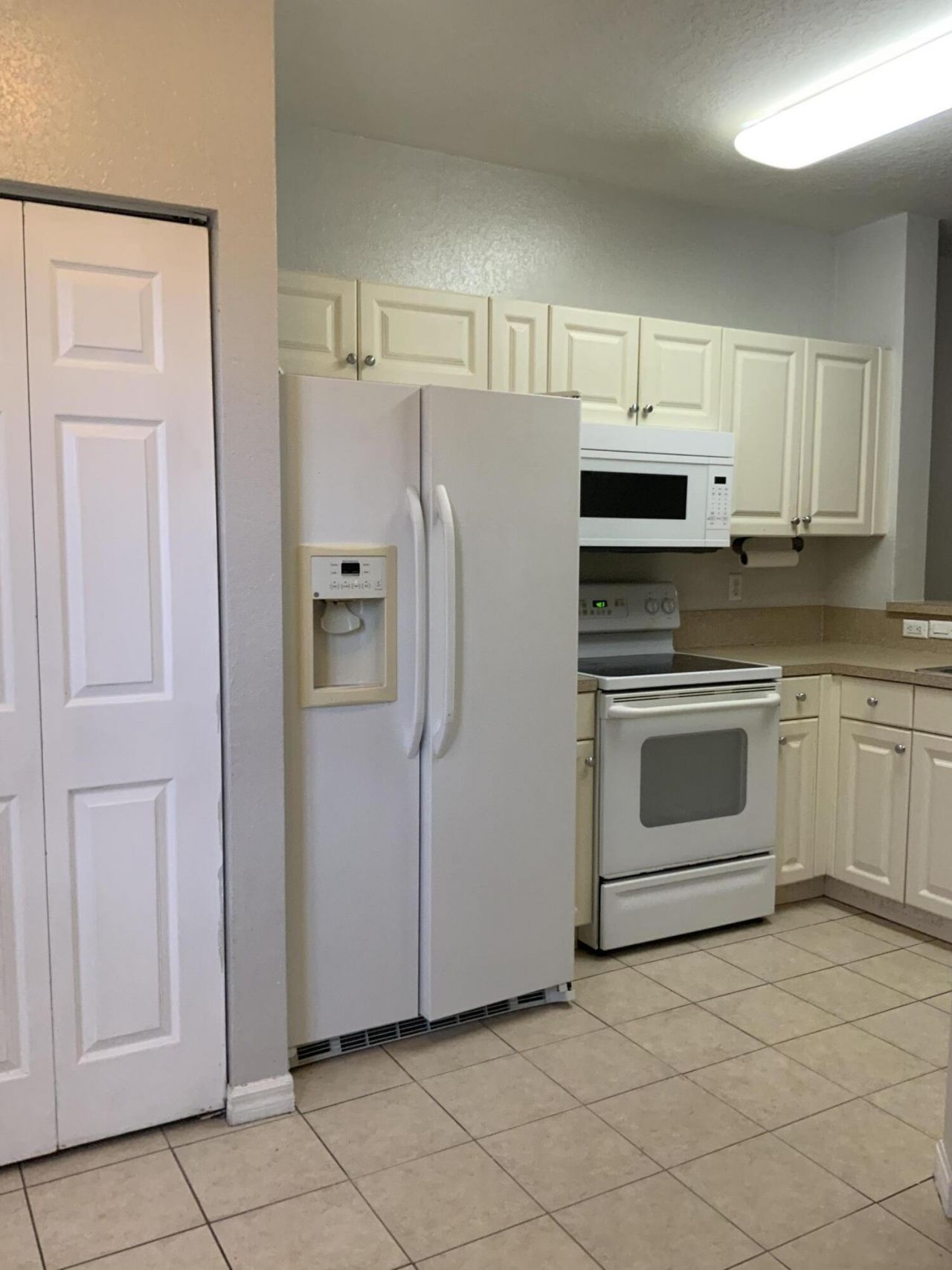 3425 Sonoma Drive, Unit 3425, Riviera Beach, FL 33404 Photo