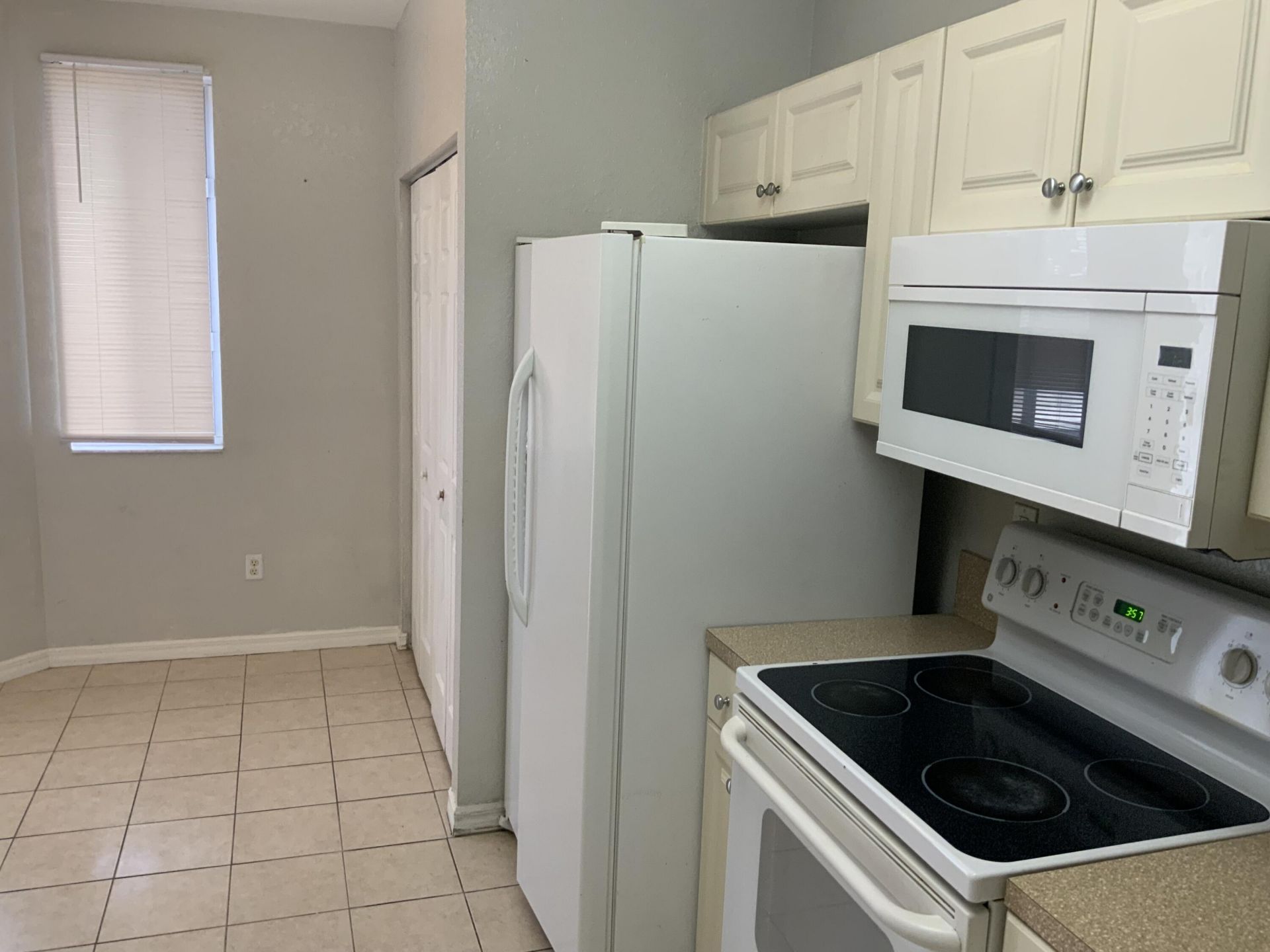 3425 Sonoma Drive, Unit 3425, Riviera Beach, FL 33404 Photo