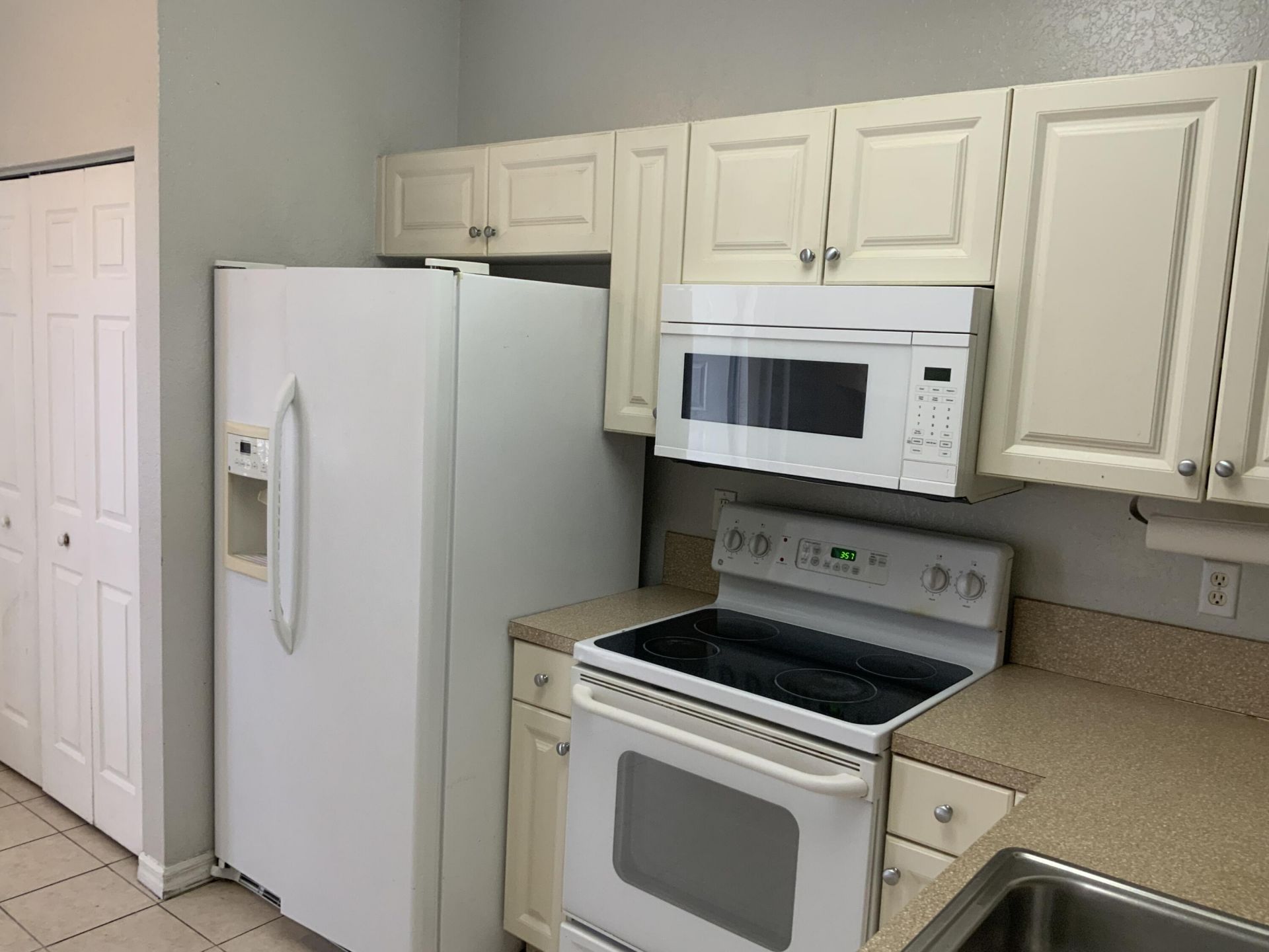 3425 Sonoma Drive, Unit 3425, Riviera Beach, FL 33404 Photo