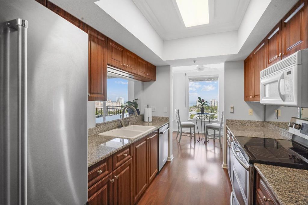 2880 NE 14th St Causeway, Unit 904, Pompano Beach, FL 33062 Photo