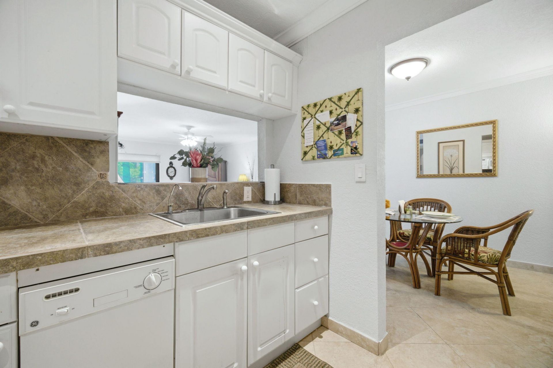 4000 N Hills Drive, Unit 25, Hollywood, FL 33021 Photo