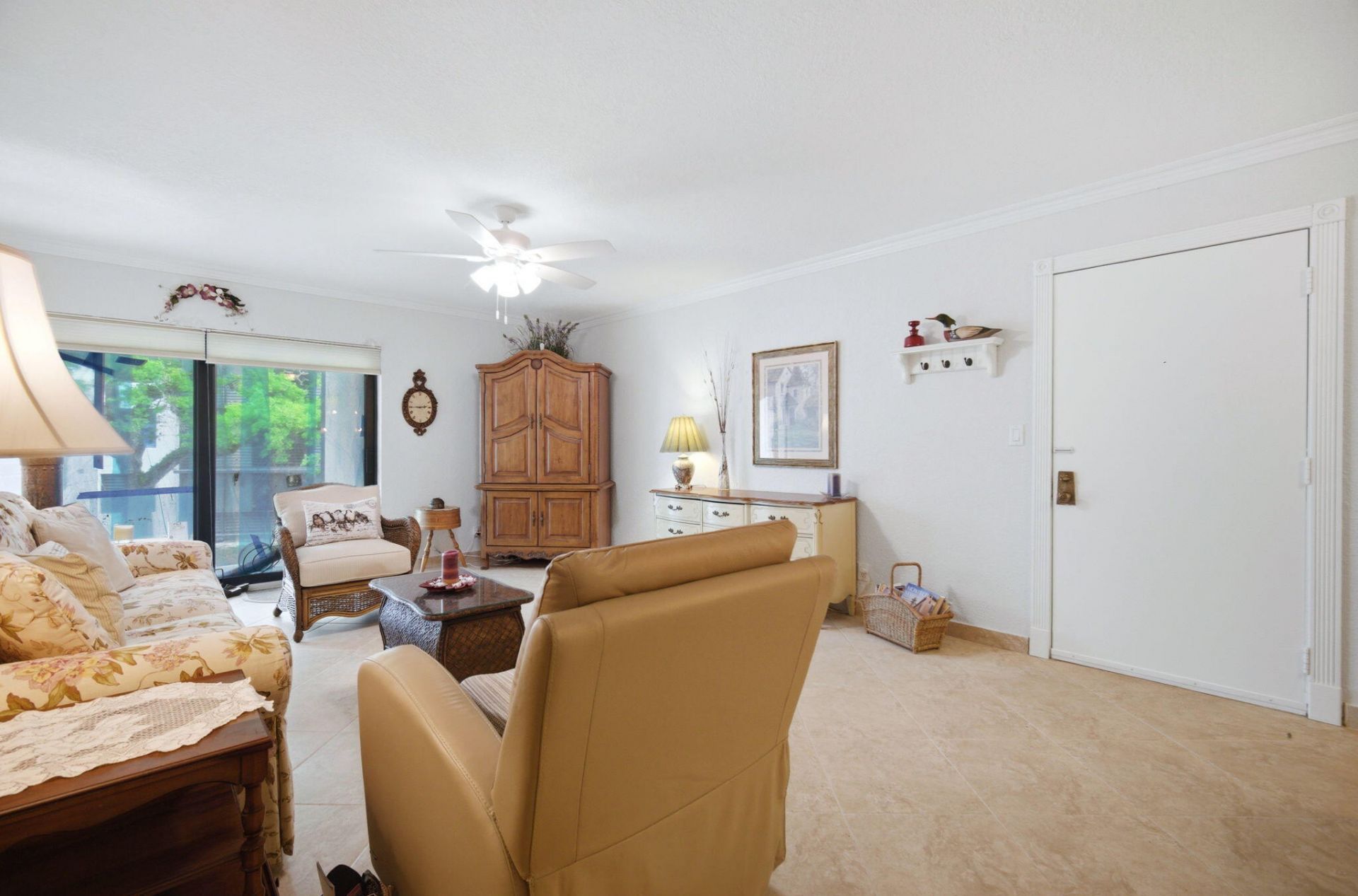 4000 N Hills Drive, Unit 25, Hollywood, FL 33021 Photo