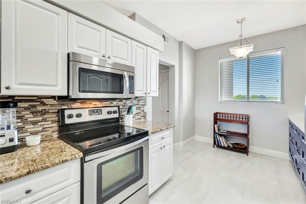 16595 Lake Circle Dr, Unit 234, Fort Myers, FL 33908 Photo