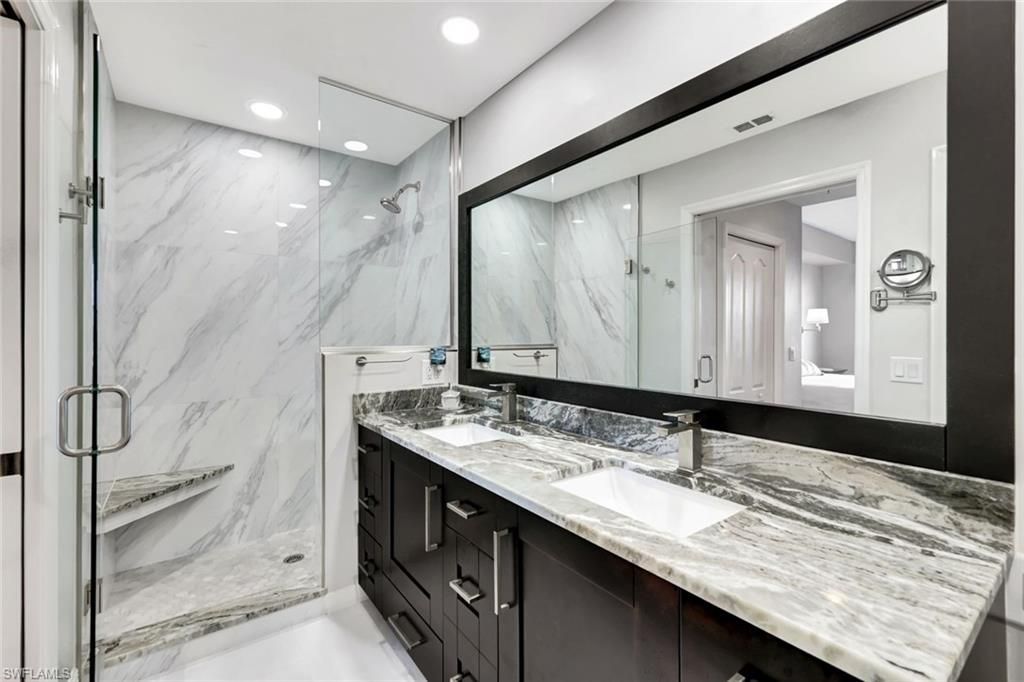 16595 Lake Circle Dr, Unit 234, Fort Myers, FL 33908 Photo