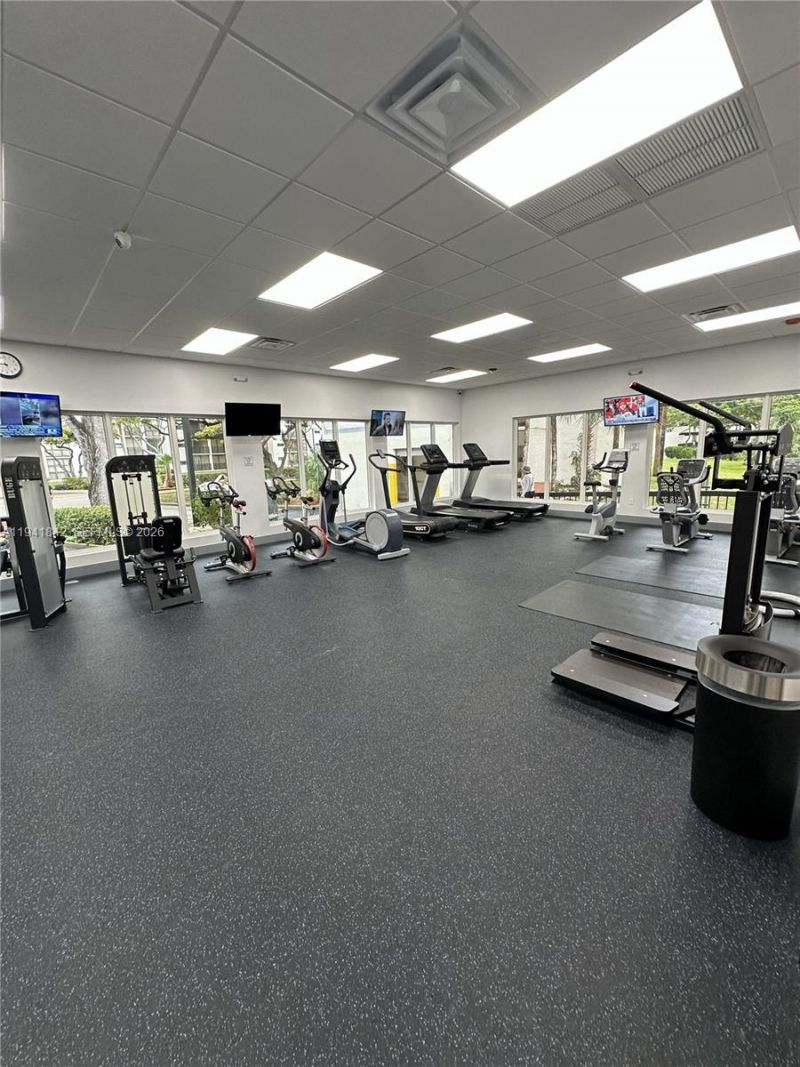 17021 N Bay Rd, Unit 116, Sunny Isles Beach, FL 33160 Photo