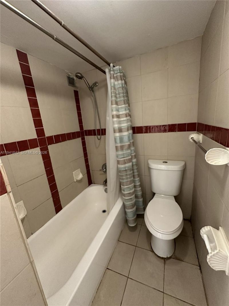 17021 N Bay Rd, Unit 116, Sunny Isles Beach, FL 33160 Photo