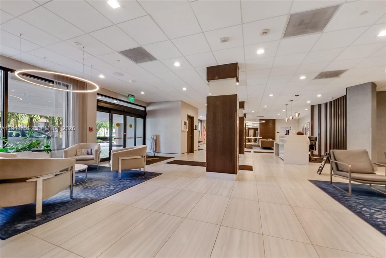 90 Edgewater Dr, Unit 501, Coral Gables, FL 33133 Photo