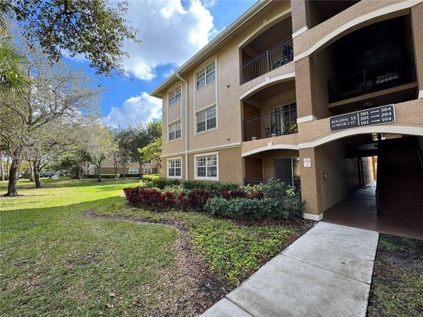11700 SW 2nd St, Unit 13101, Pembroke Pines, FL 33025