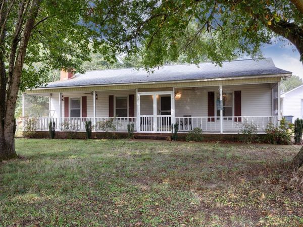 81 Slaughter Pen Rd, Ardmore, TN 38449