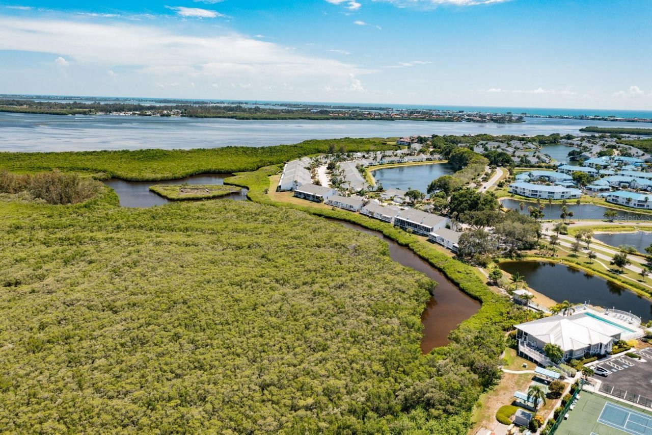 633 Estuary Drive, Bradenton, FL 34209 Photo