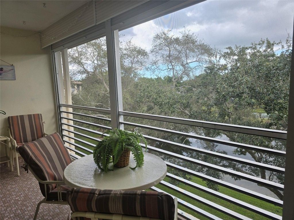 2101 Lucaya Bend, Unit K4, Coconut Creek, FL 33066 Photo