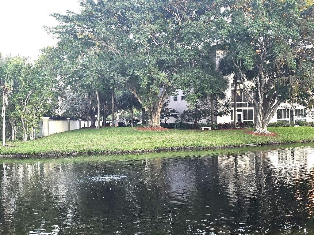 2101 Lucaya Bend, Unit K4, Coconut Creek, FL 33066 Photo