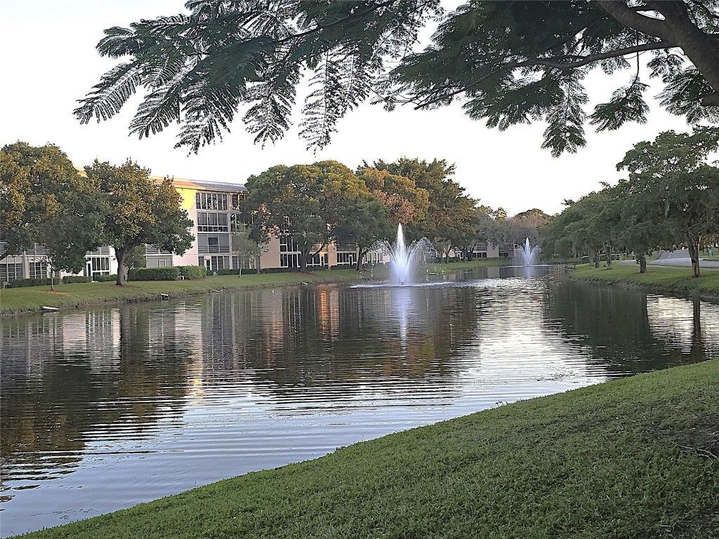 2101 Lucaya Bend, Unit K4, Coconut Creek, FL 33066 Photo